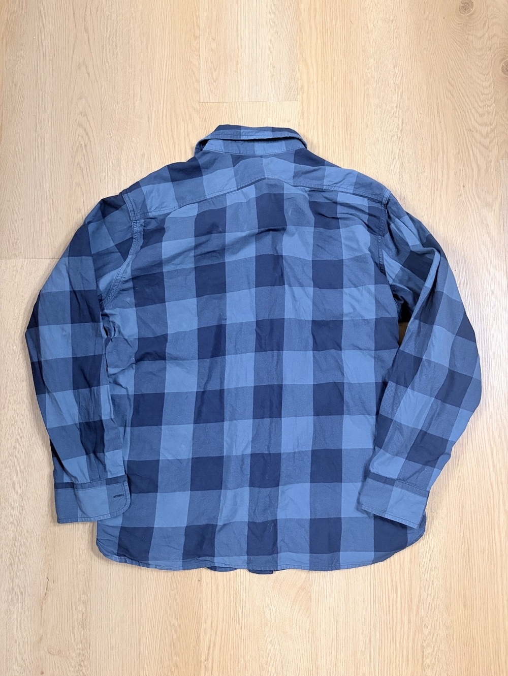 Levi’s Relaxed Fit Blue Buffalo Plaid Button-Up Shirt Men’s Medium - Picture 6 of 6